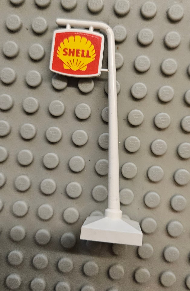 Lego andet, Shell skilt