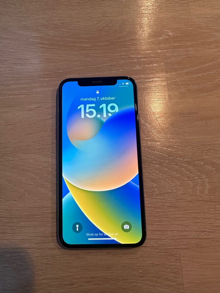 iPhone X, 64 GB, hvid