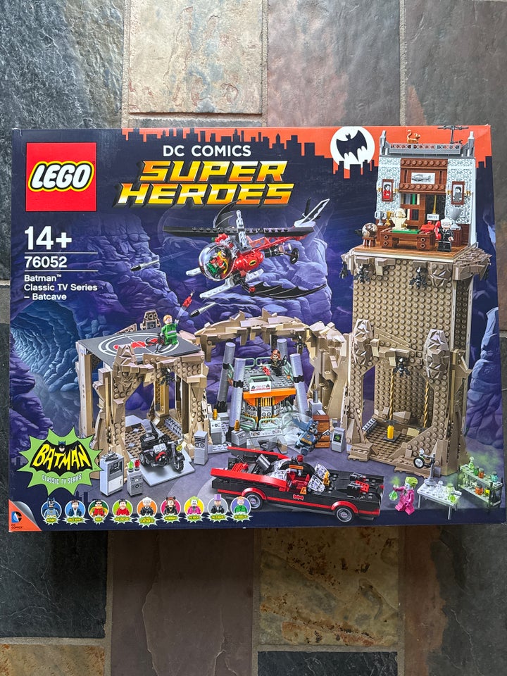 Lego Exclusives, 76052