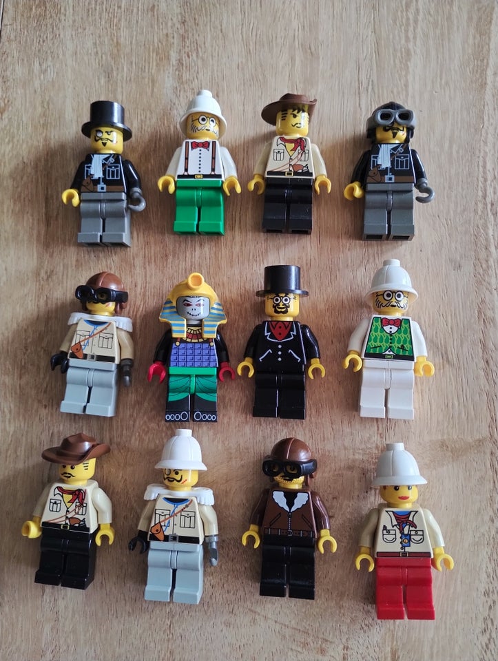 Lego Minifigures Adventures