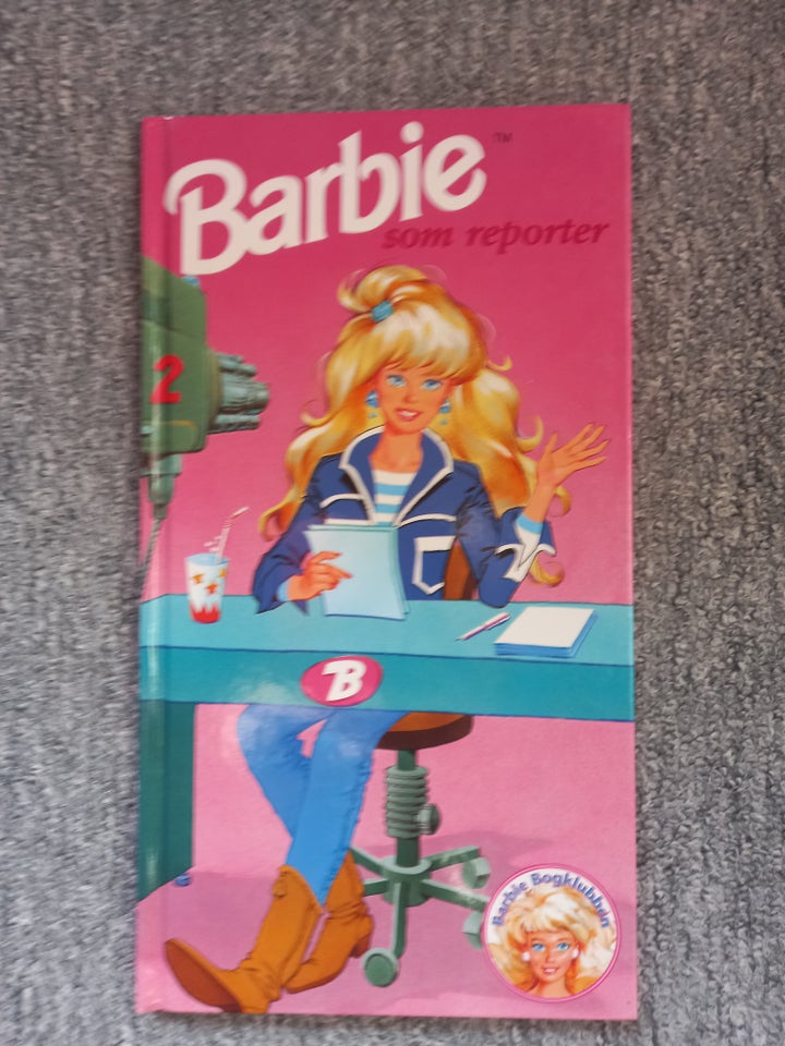 Barbie som reporter, .