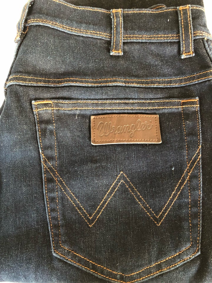 Jeans, Wrangler, str. 33