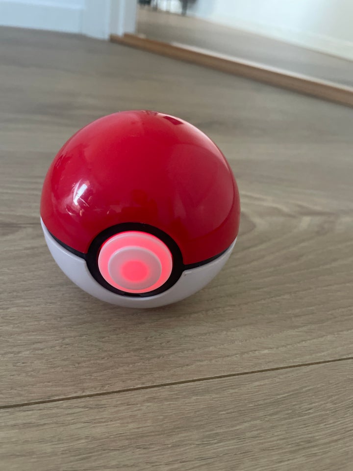 Andet legetøj, Pokemon guess Ball ,