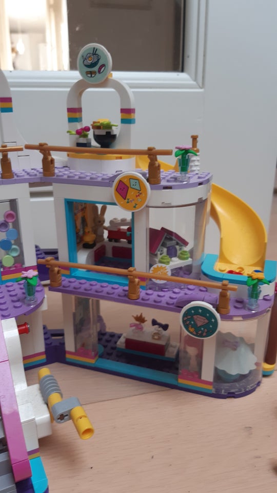 Lego Friends, Indkøbscenter