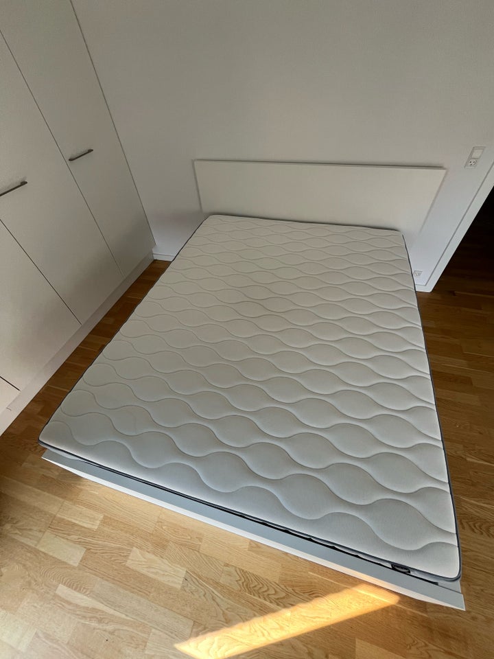 Dobbeltseng, Ikea Malm , b: 175 l: