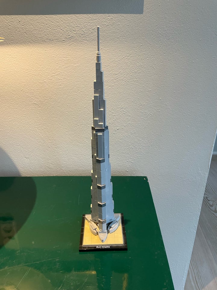 Lego Architecture Burj Khalifa