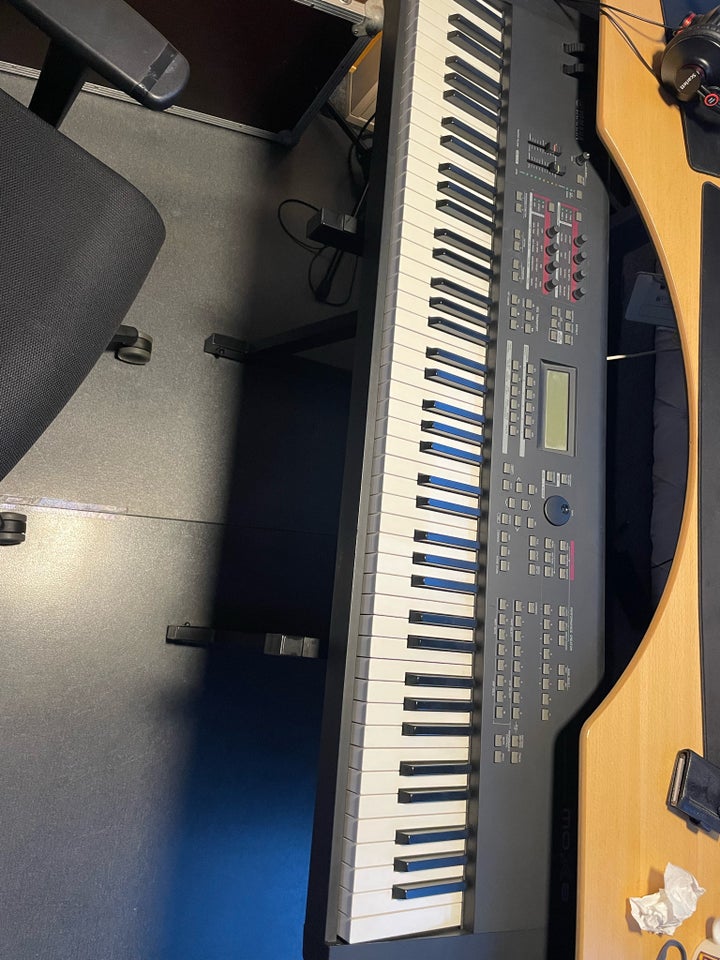 Keyboard Yamaha Mox 8