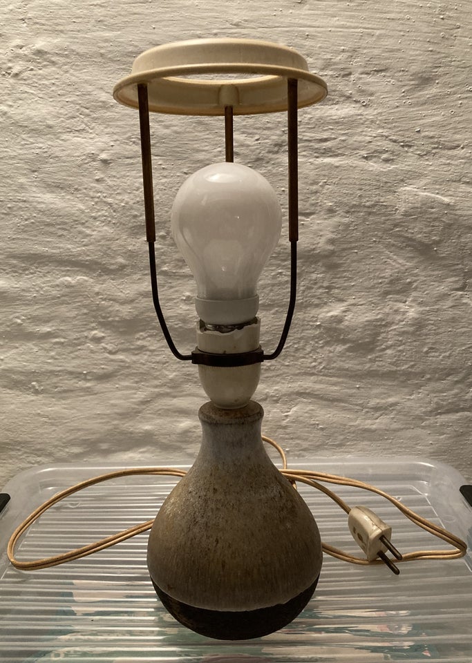 Bordlampe, Belka