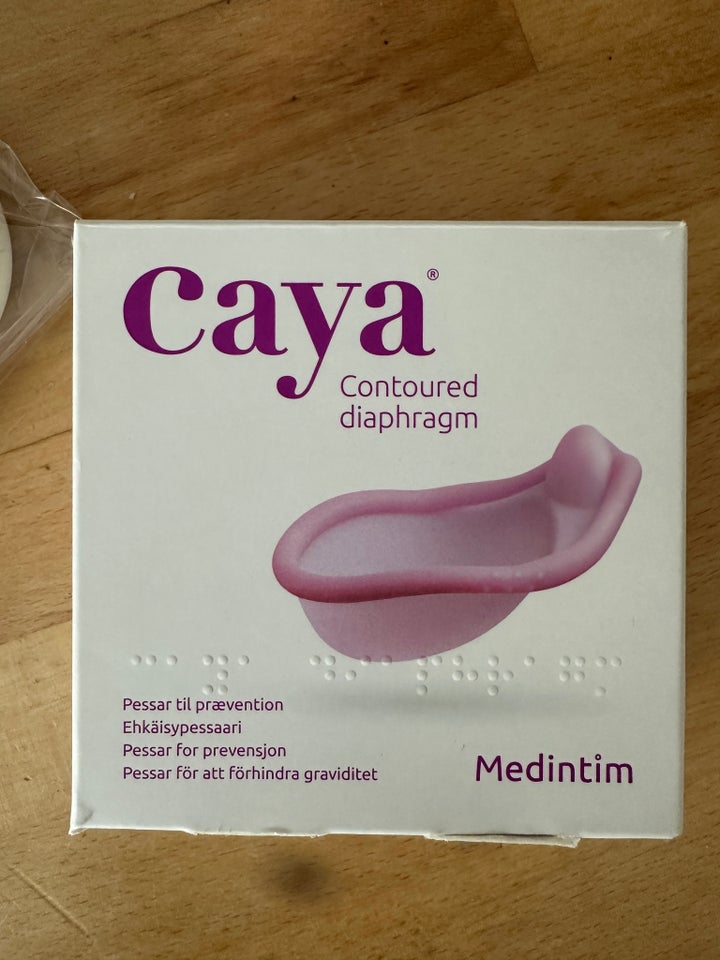 Andet, Pessar Caya, Caya