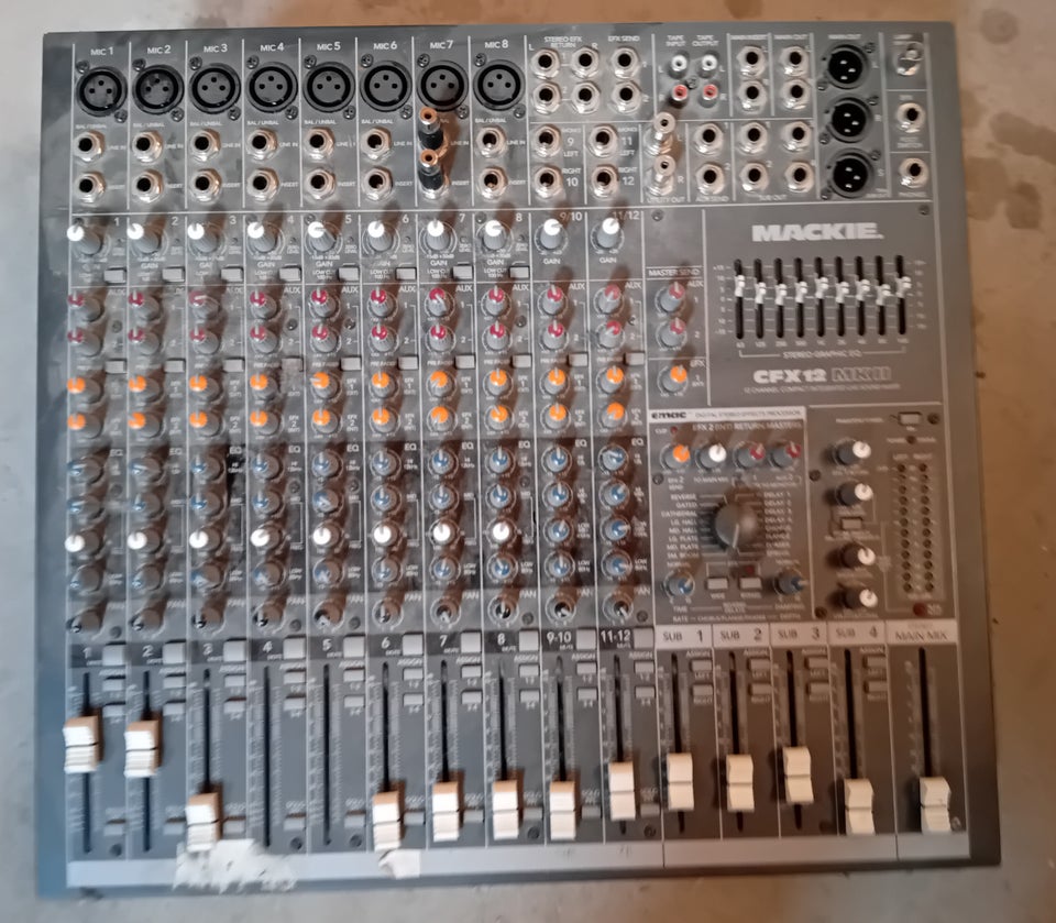 Mixer MACKIE CFX 12