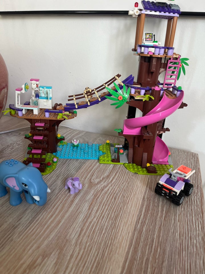 Lego Friends Stald flyver