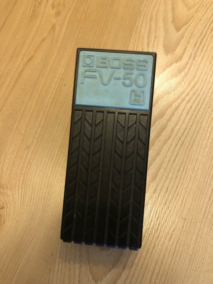 Volume-pedal , Boss FV-50 H stereo