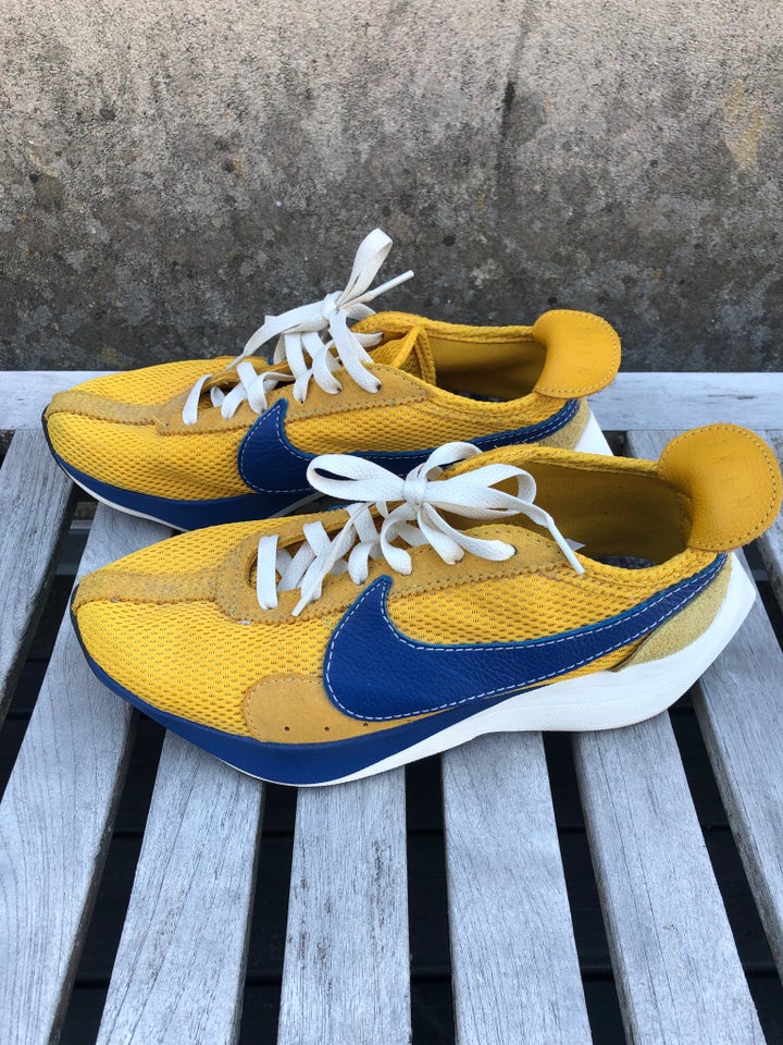 Løbesko, Nike Moon Racer QS, Nike