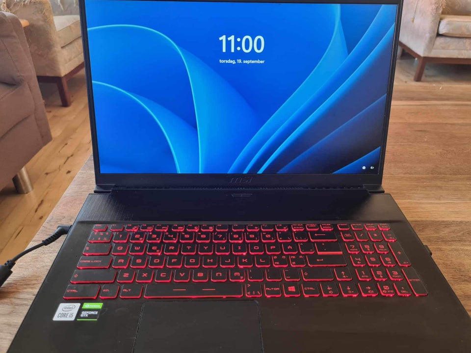 MSI Gf75 , 8 GB ram, Perfekt