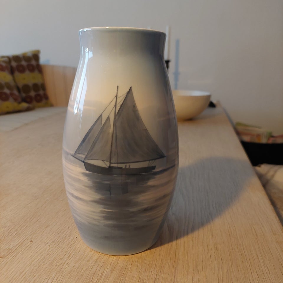 Vase kongeligt