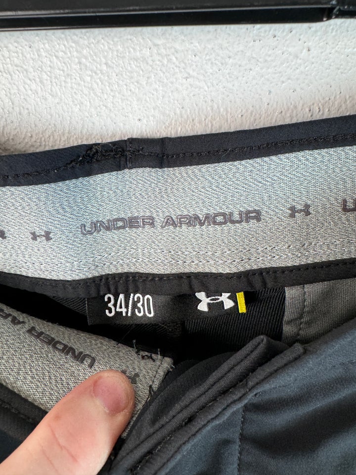 Chinos, Under Armour , str. 34