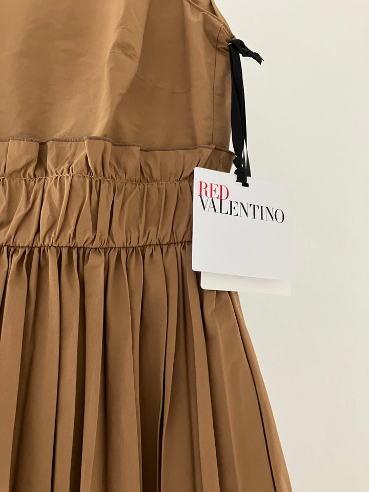 Anden kjole, Red Valentino /