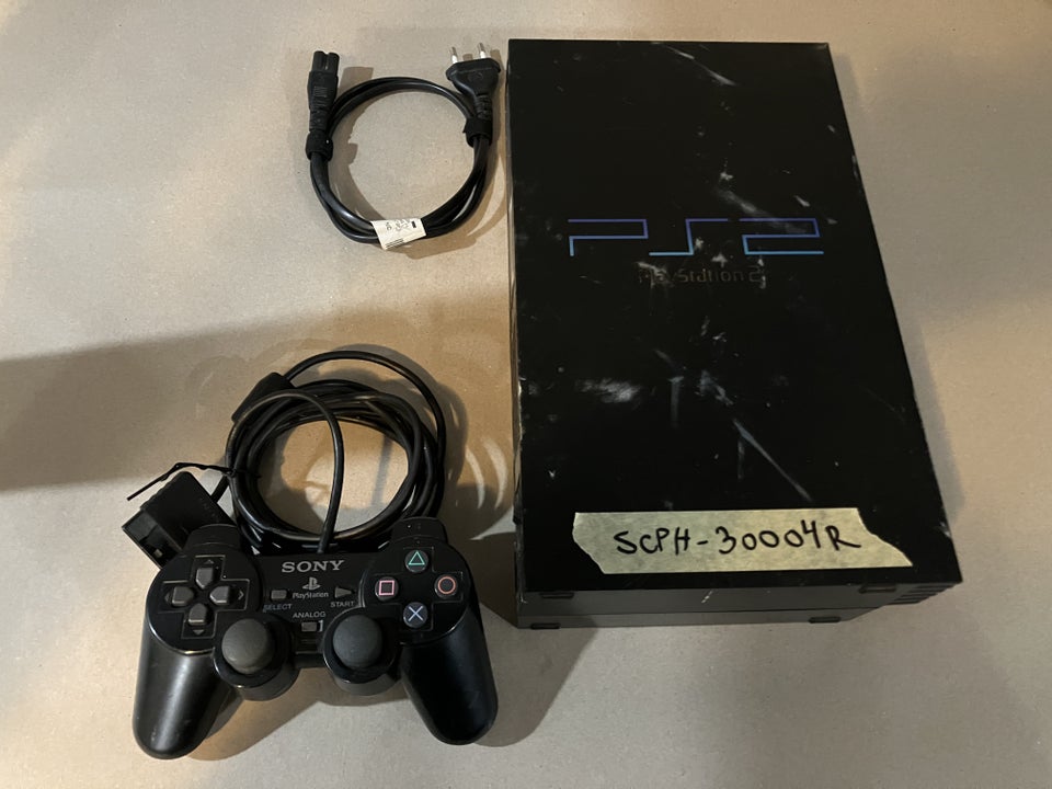 Playstation 2, SCPH 30004R, God