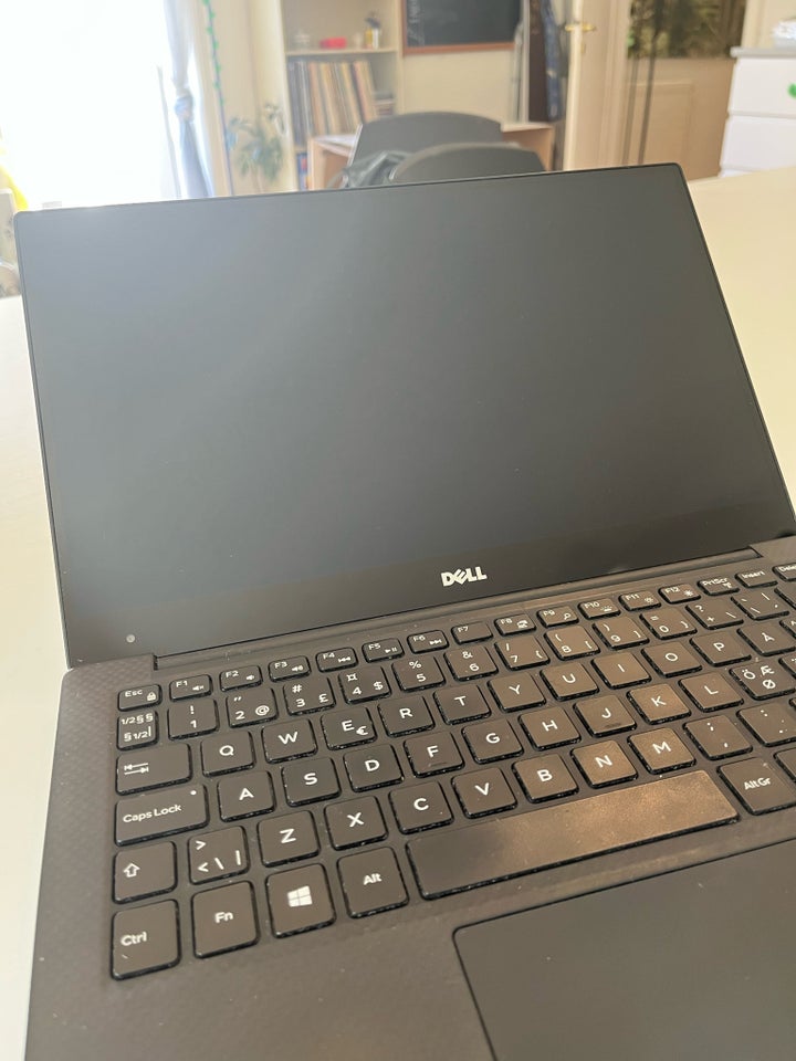 Dell XPS 13, 3.20 GHz, 8 GB ram