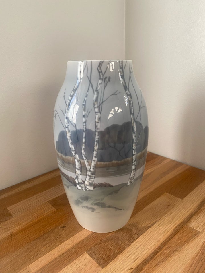 Porcelæn, Vase i mærket BG, BG