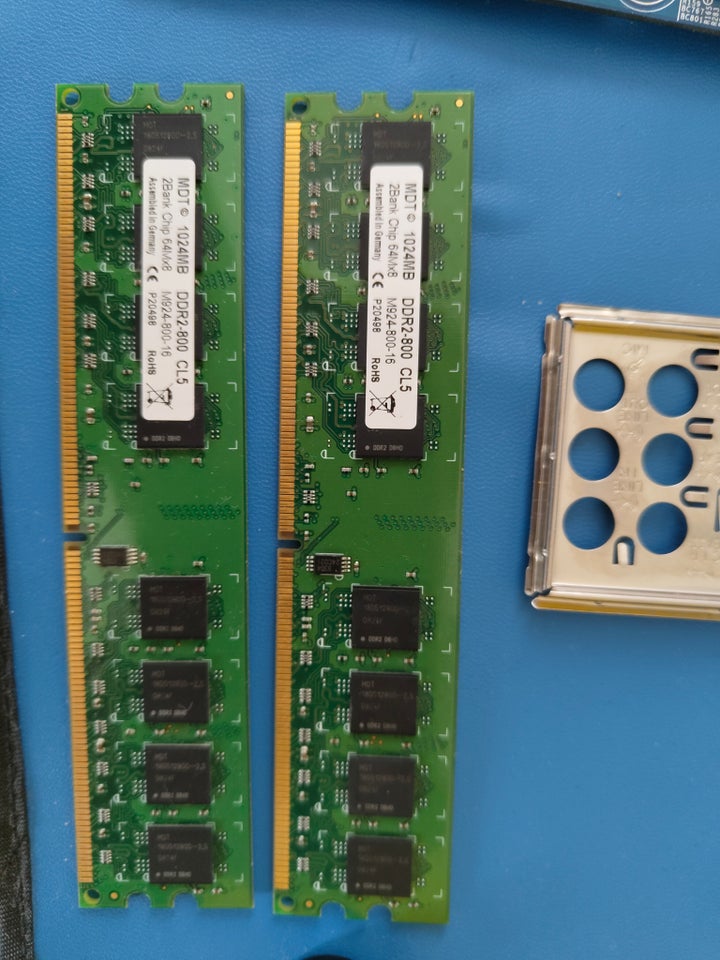 Ukendt, 2, DDR2 SDRAM