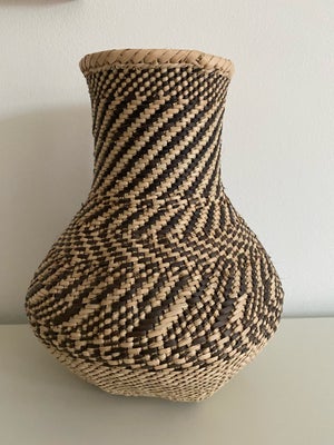 Flettet vase Afrikansk