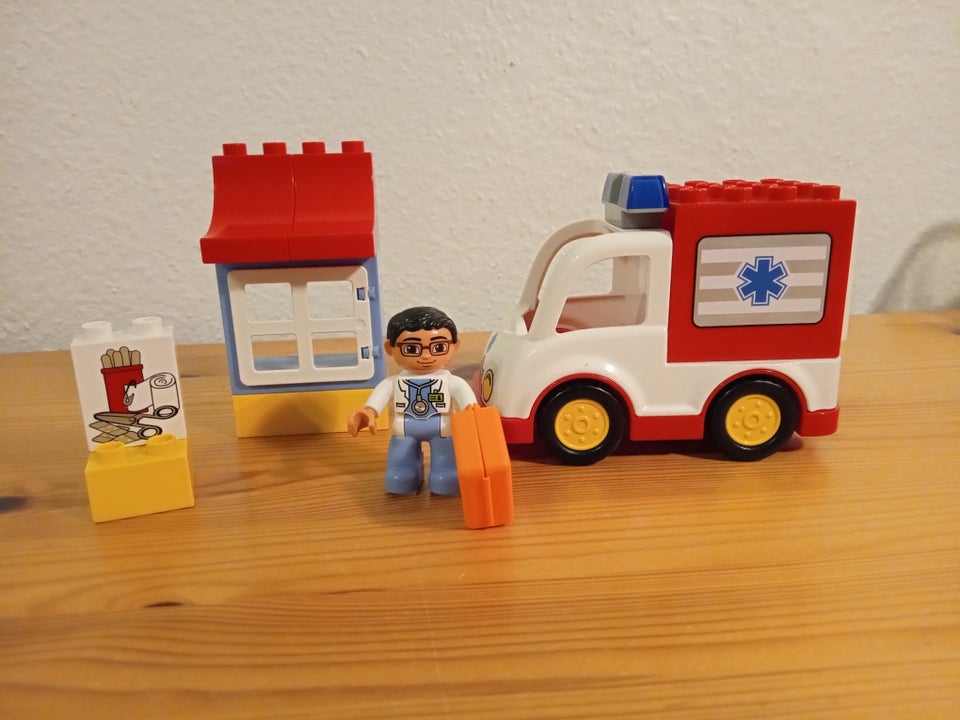 Lego Duplo, 10527 ambulance