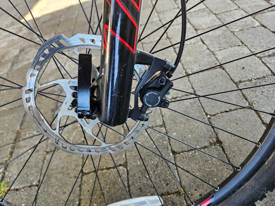 Fuji full suspension 30 gear