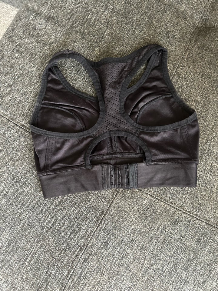 Fitnesstøj Gina tricot str Xs