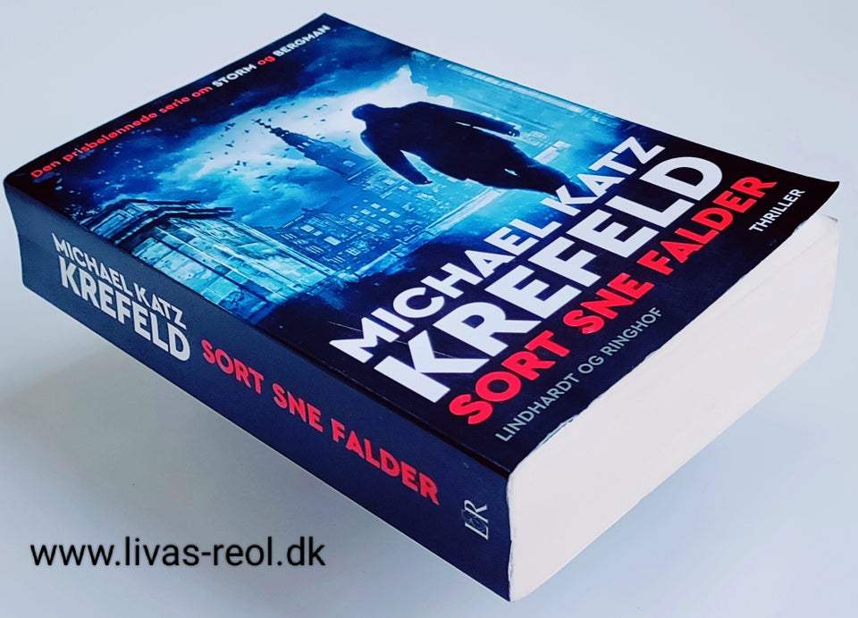 SORT SNE FALDER, Michael Katz