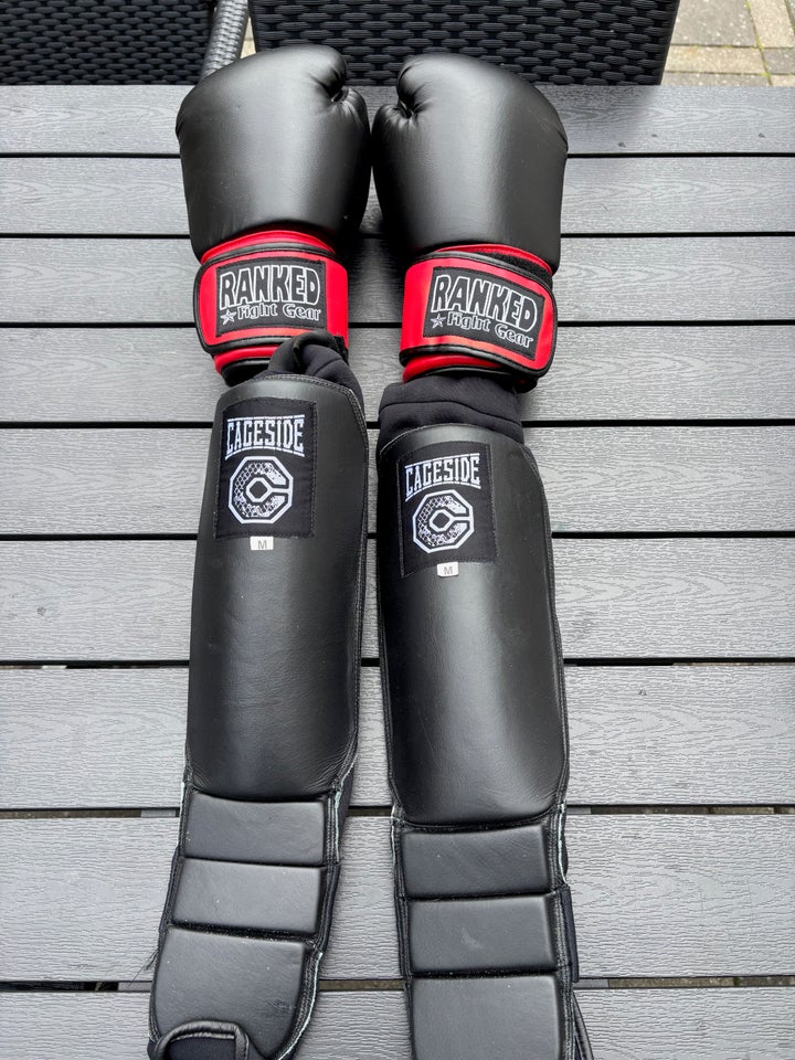 Boxing Gloves  MMA Shin gu