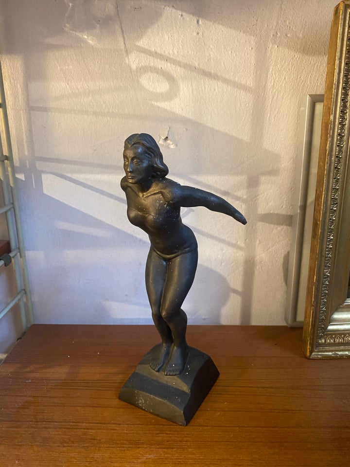 Bronzefigur ubekendt, Bronze