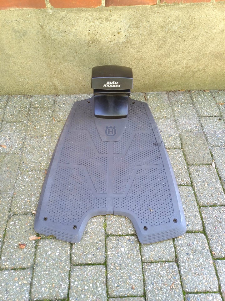 Robotplæneklipper, Husqvarna