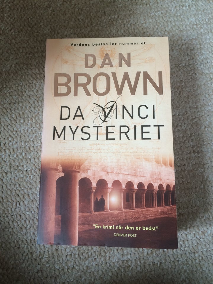 3 titler, Dan Brown, genre: krimi og