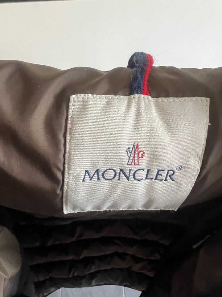 Dynejakke, str. L, Moncler