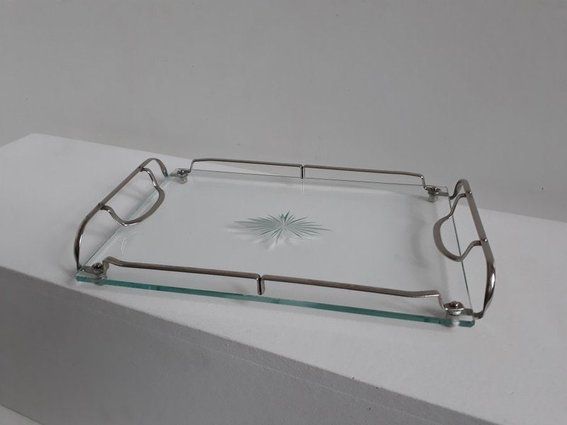 Bakke glas, Glasbakke, Servering