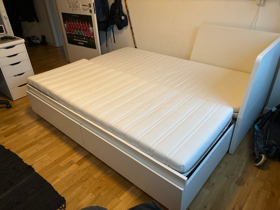 Enkeltseng, Ikea , b: 80 l: 200 h: 39