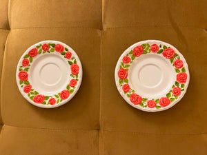 Porcelæn 2 x kagetallerkener