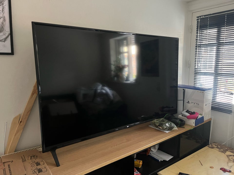 LG 65" God