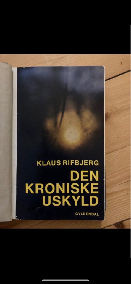 Den kroniske uskyld, Klaus