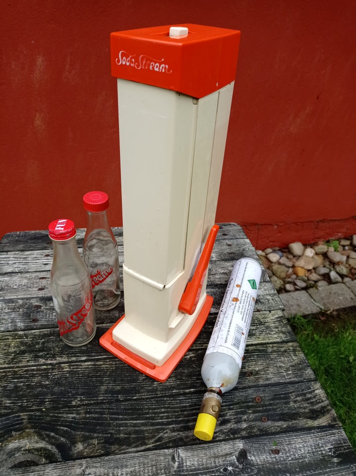 Retro SodaStream med ekstra patron