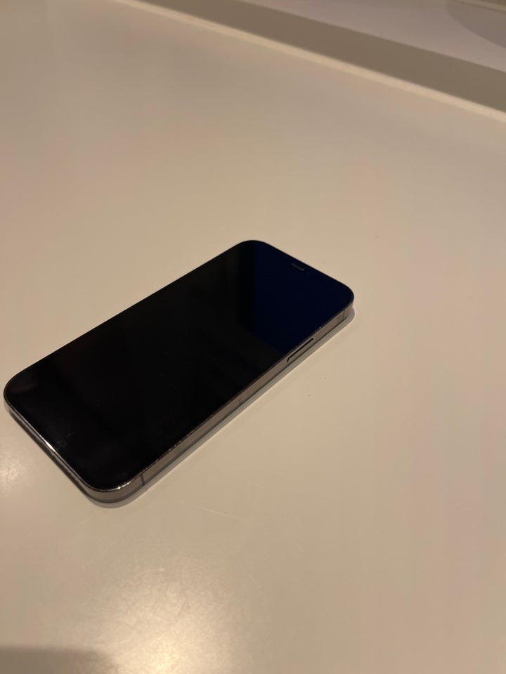 iPhone 12 Pro, 128 GB, sort