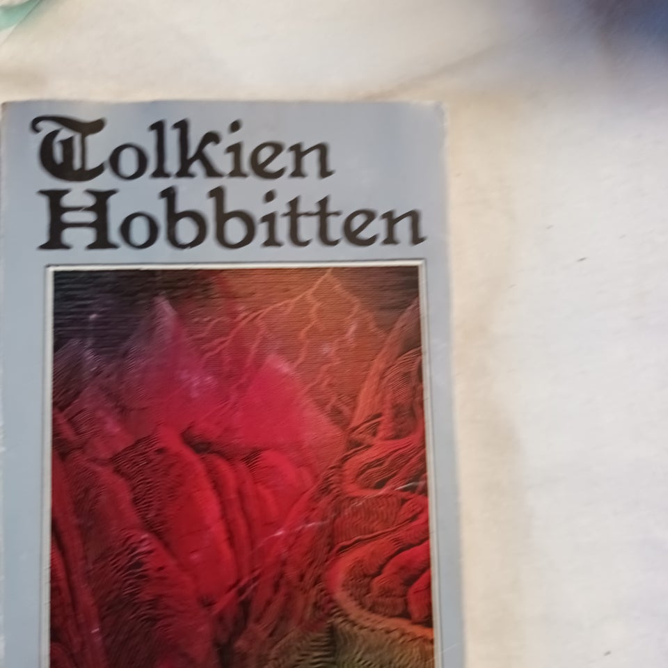 Hobitten, J.R.R. Tolkien, genre: