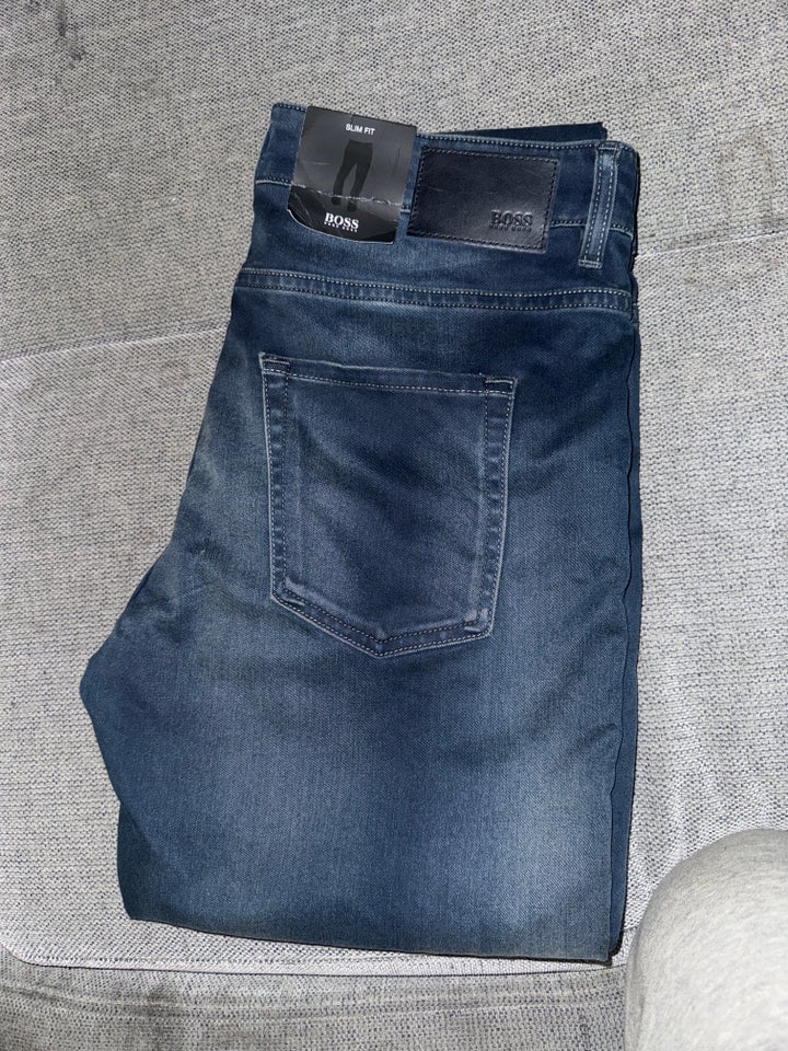 Jeans, Hugo Boss, str. 33