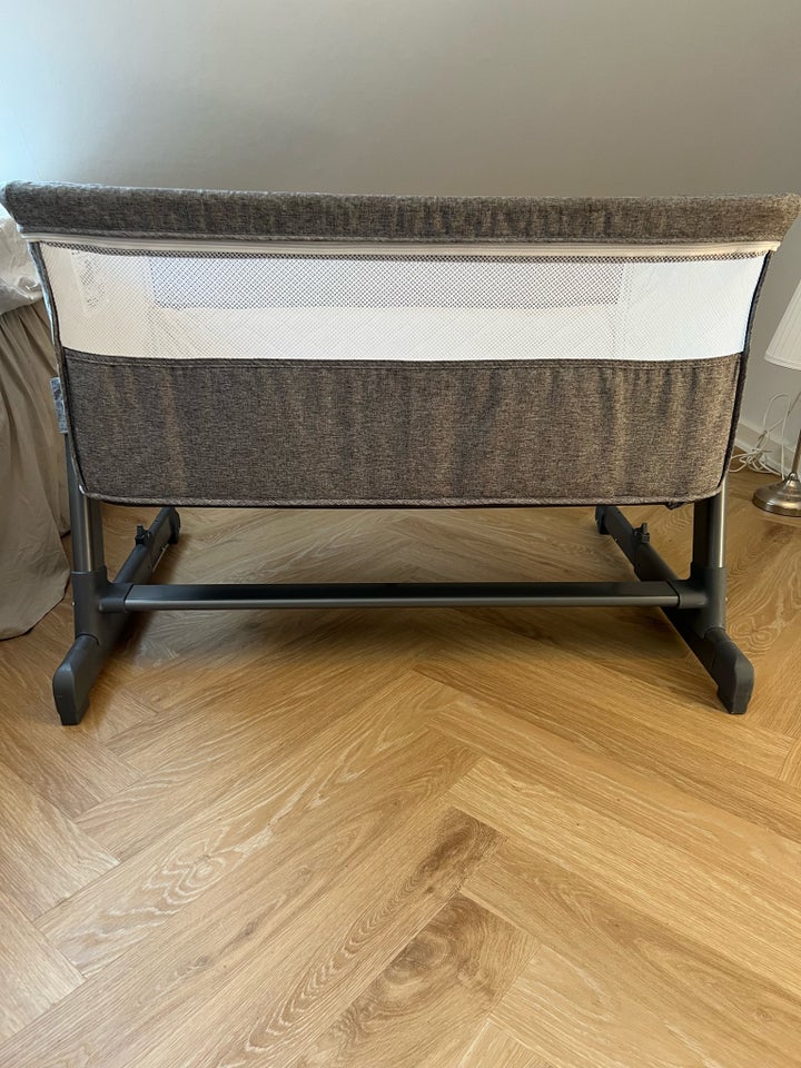 Babyseng, Bedside crib