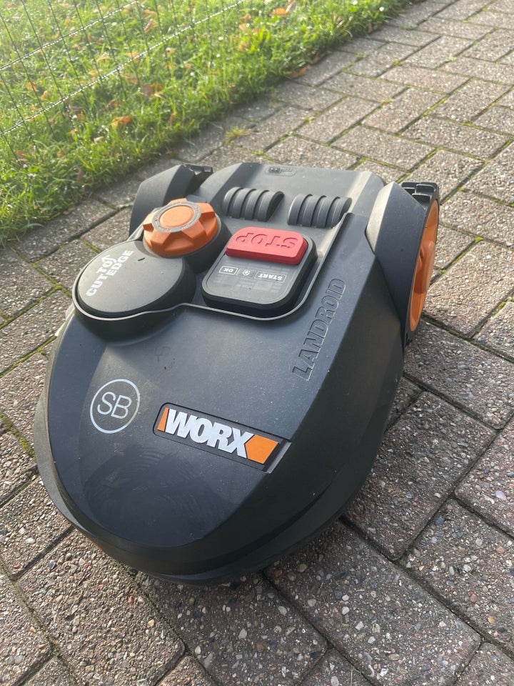 Robotplæneklipper, Worx Landroid