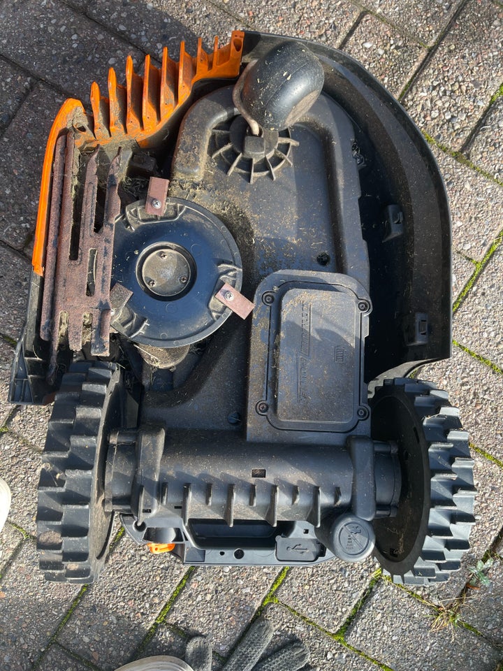 Robotplæneklipper, Worx Landroid