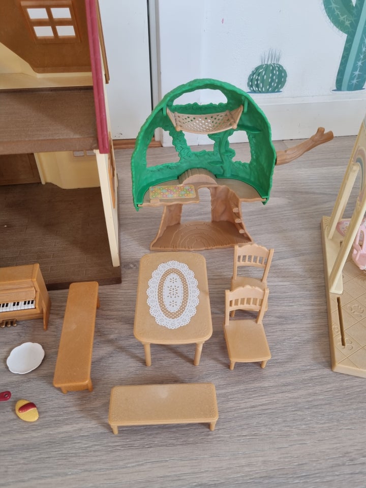 Sylvanian, Dukkehus og tilbehør og