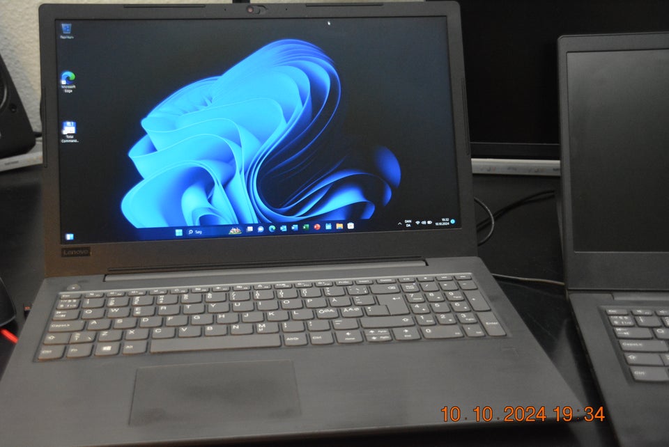 Lenovo, 81AX 15,6" Intel Core I7