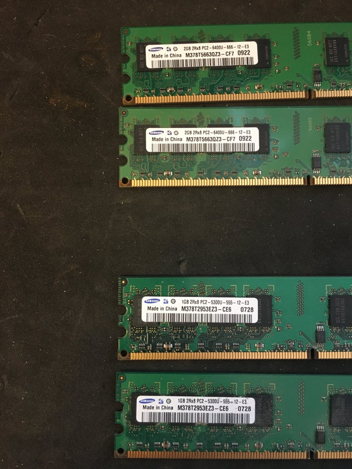 Samsung 2GB OG 1 GB DDR2 SDRAM